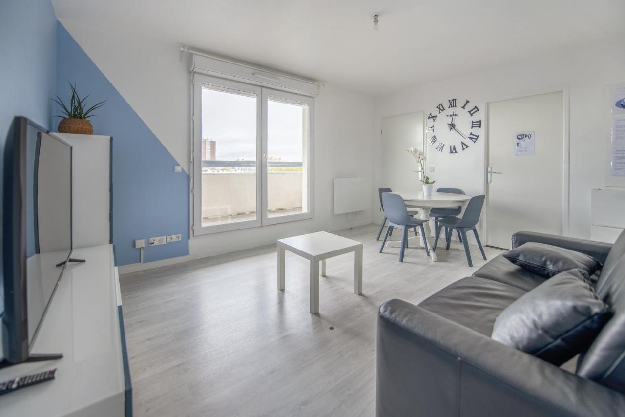 Bel Appartement De 2 Chambres A 40 Min De Paris Courcouronnes Eksteriør bilde