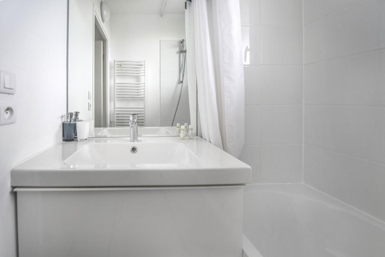 Bel Appartement De 2 Chambres A 40 Min De Paris Courcouronnes Eksteriør bilde